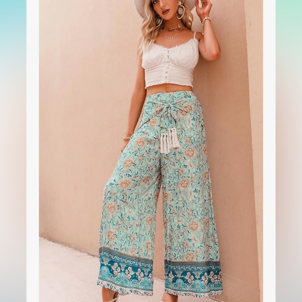 NWT SIMPLEE Palazzo Pants Sz Med Cool Attached Belt